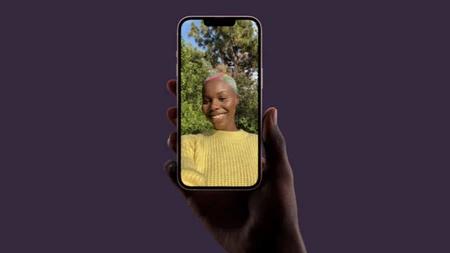 Apple iPhone 13 512GB: Selfie που δεν κάθεται στο πίσω κάθισμα