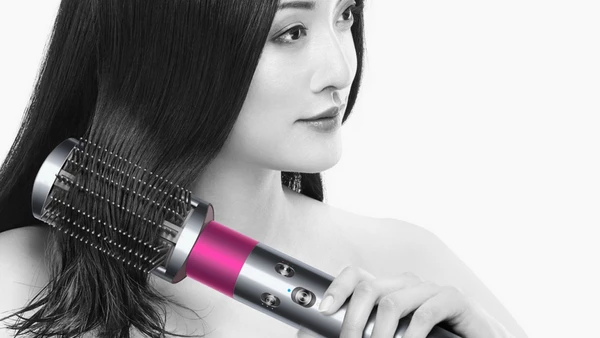 Dyson HS01 Airwrap Complete Long Red: Styling σε βρεγμένα μαλλιά