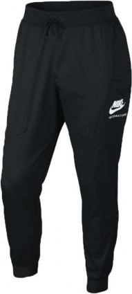 nike international joggers